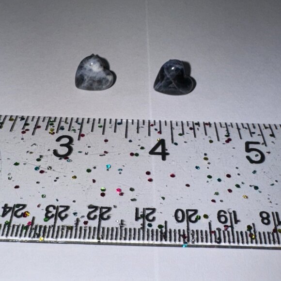 12 Mm Heart Shaped Sodalite Post Earrings - Picture 8 of 12